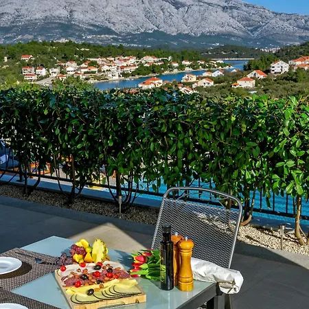 Family Friendly House With A Swimming Pool Lumbarda, Korcula - 23775