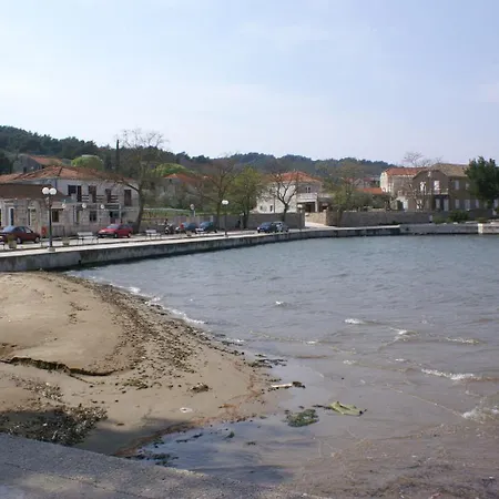 Vakantiehuis Family Friendly House With A Swimming Pool Lumbarda, Korcula - 23775 *