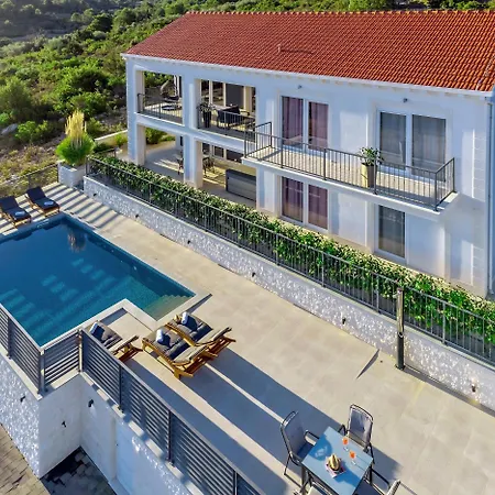 Family Friendly House With A Swimming Pool Lumbarda, Korcula - 23775 * Lumbarda