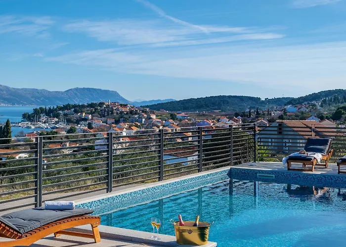 Family Friendly House With A Swimming Pool Lumbarda, Korcula - 23775 Lumbarda