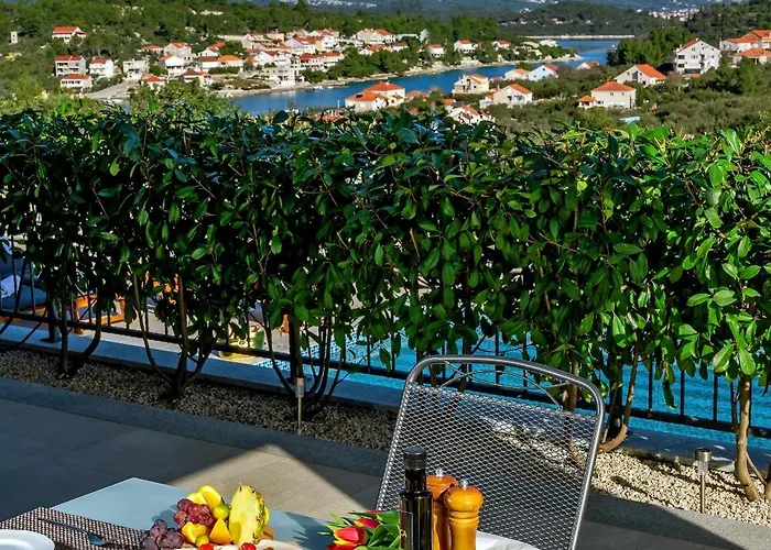 Family Friendly House With A Swimming Pool Lumbarda, Korcula - 23775